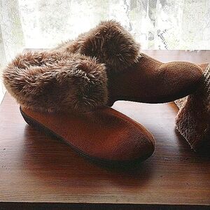 Isotoner Faux Fir Boots Booties